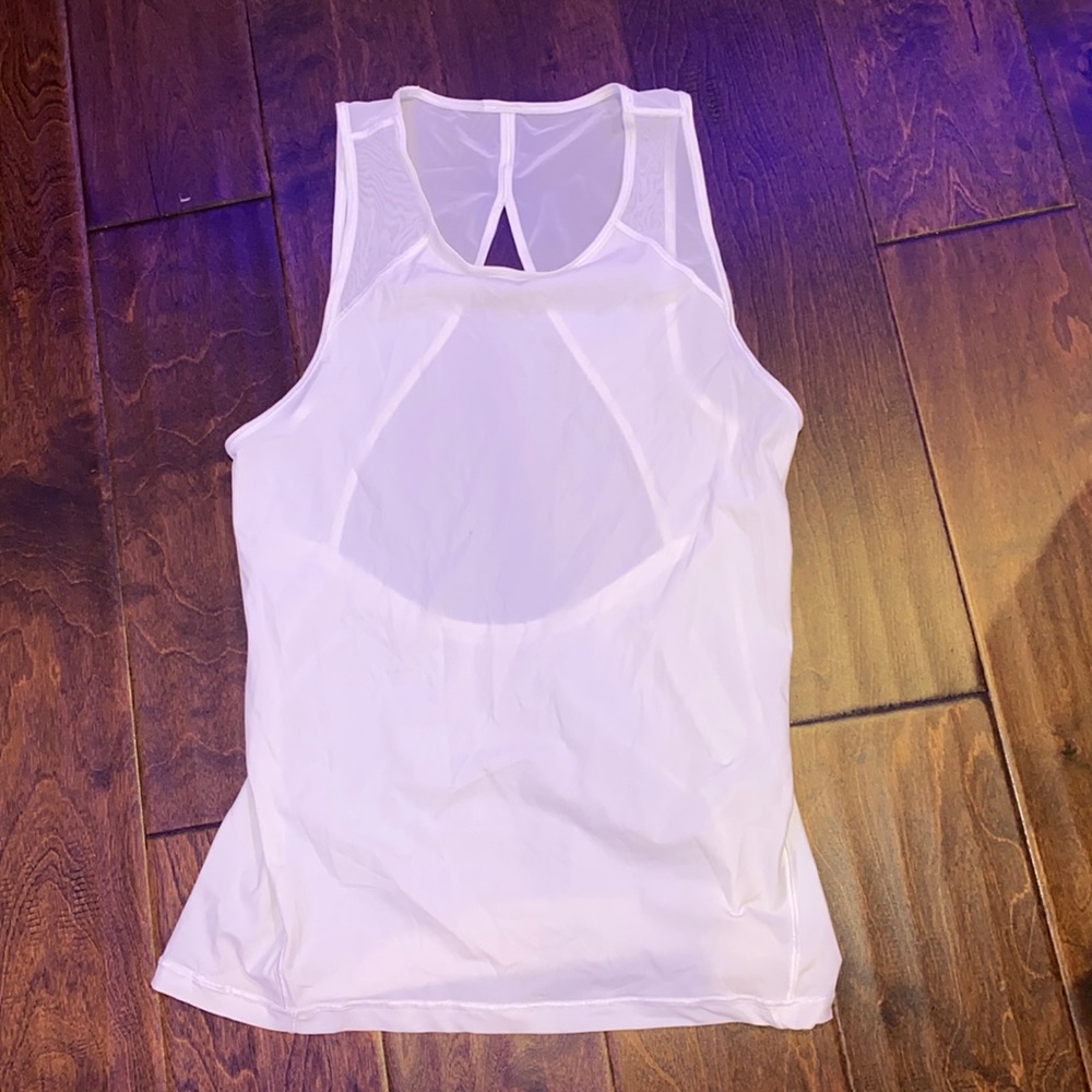 LULULEMON WHITE OPEN BACK TANK!!
